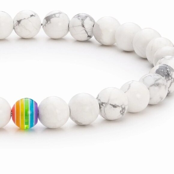 Vitality Extracts White Howlite Rainbow Diffuser Bracelet / BRAND NEW - Picture 2 of 7